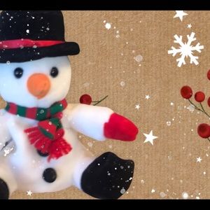 Adorable 
Bean filled 🎄snowman